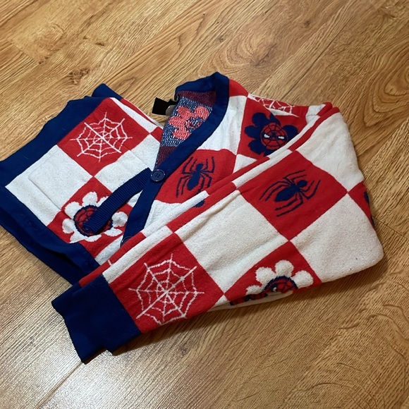 Spider-Man cardigan Marvel x Box Lunch - Picture 3 of 3